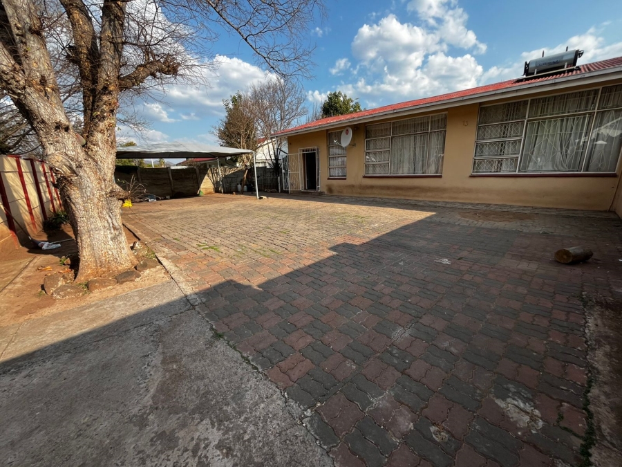 To Let 3 Bedroom Property for Rent in Top Town Eastern Cape